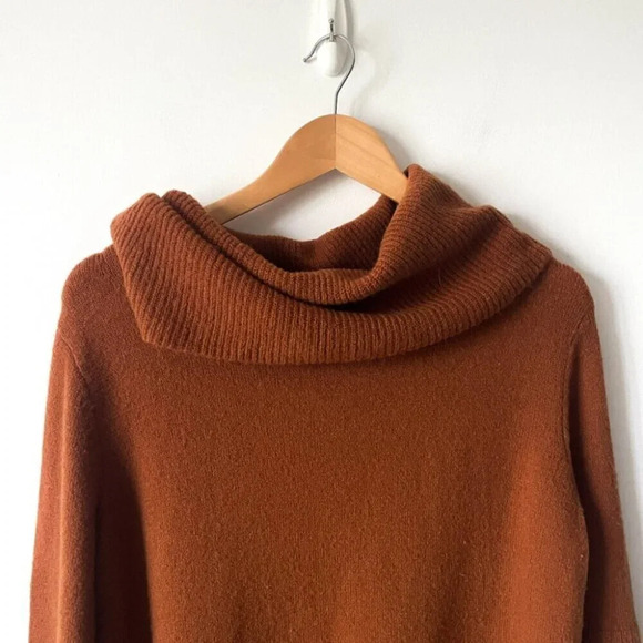 Anthropologie Wool Yak Blend Cowl Turtleneck Slouchy Sweater Pumpkin Size XS - Picture 4 of 8